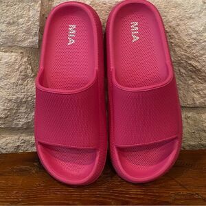 MIA Platform Slides Hot Pink Size 10